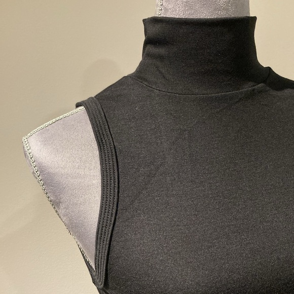 Banana republic black sleeveless mock turtleneck dress, size XS - Picture 7 of 7